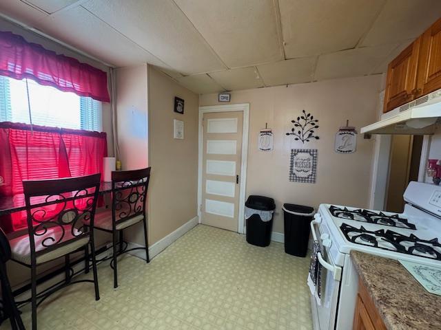 834 Fernwood Street Property Photo 7