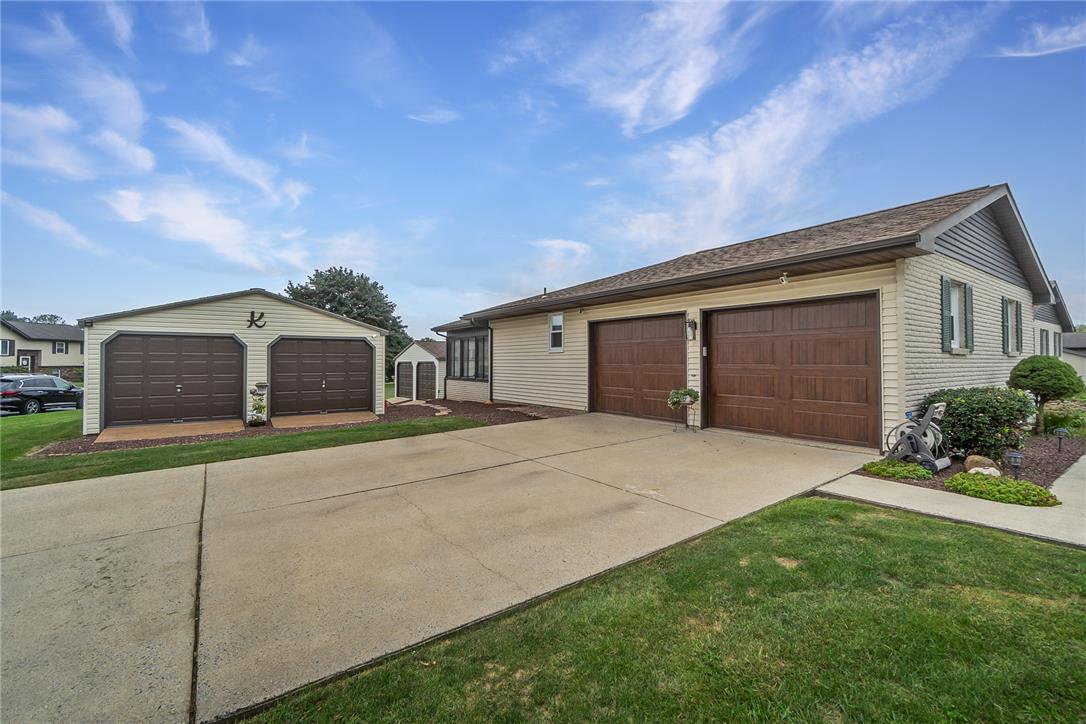 5728 Pheasant Road Property Photo 2
