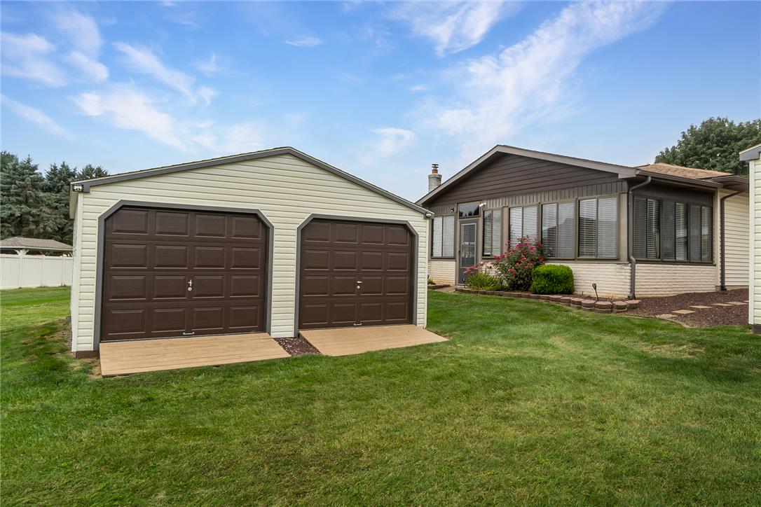 5728 Pheasant Road Property Photo 3