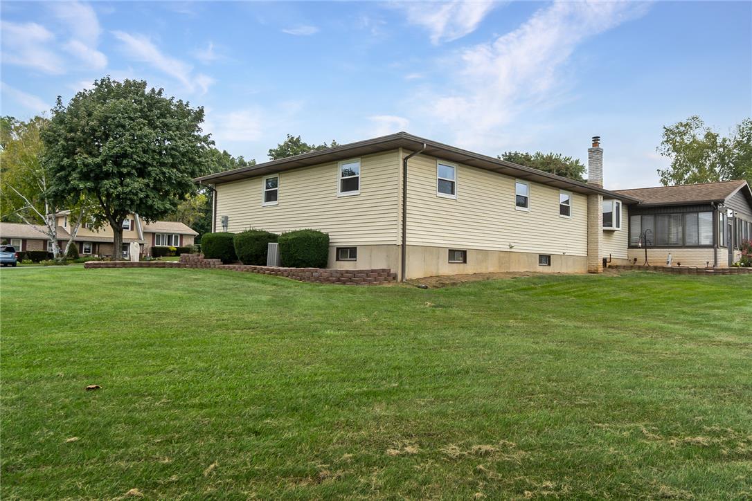5728 Pheasant Road Property Photo 5