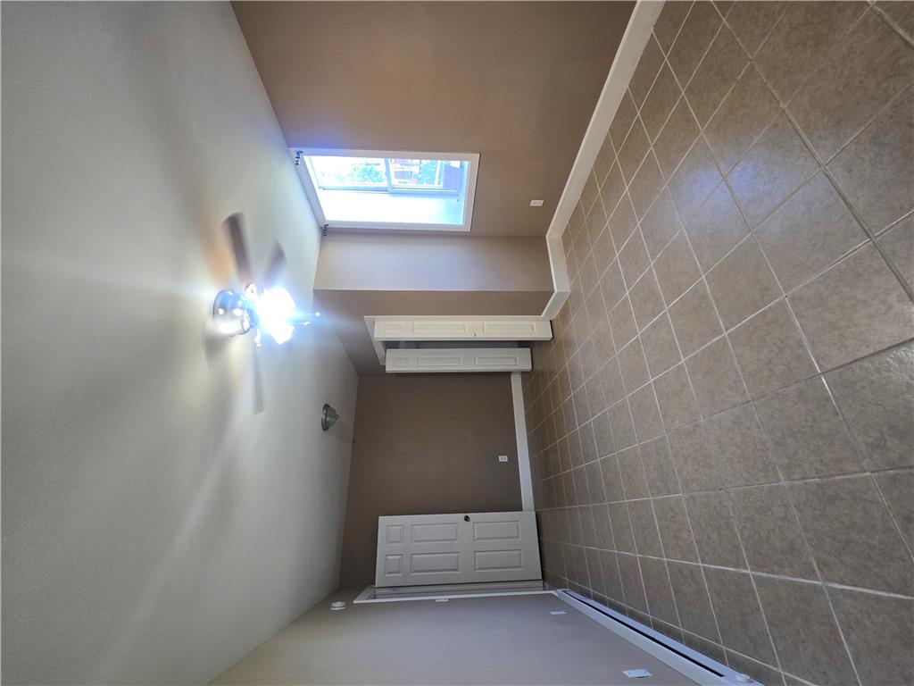 1135 East 4th Street 1 Property Photo 4