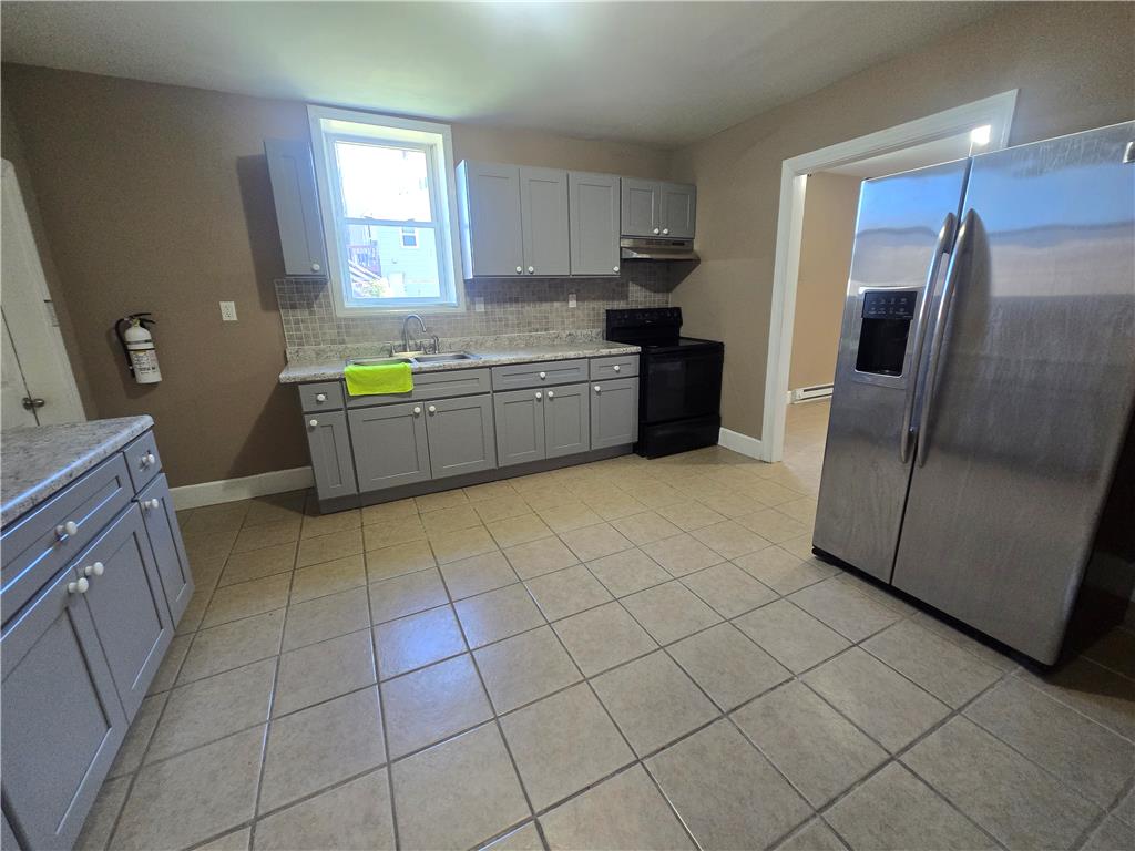 1135 East 4th Street 1 Property Photo 6