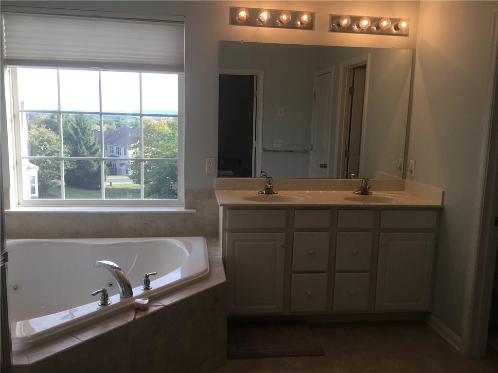 5276 Blue Sky Drive Property Photo 39