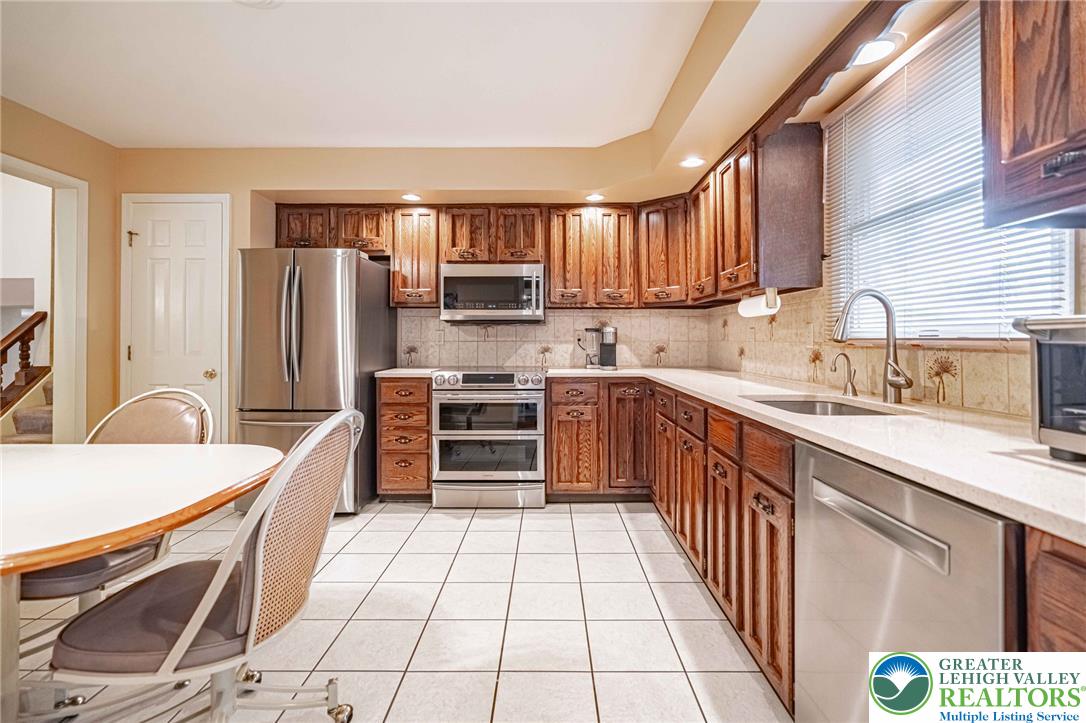 4036 Wedgewood Road Property Photo 22