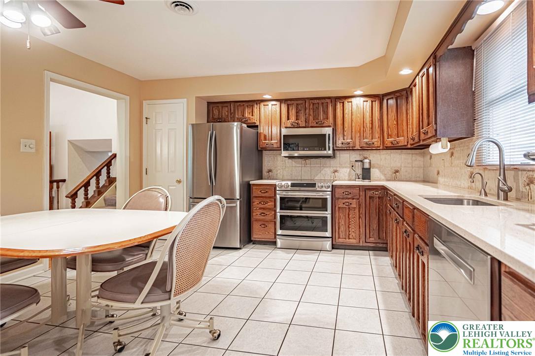 4036 Wedgewood Road Property Photo 23