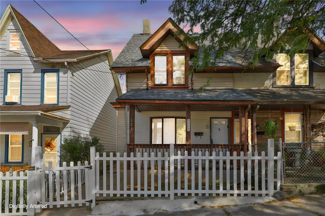 523 Alaska Street Property Photo 1