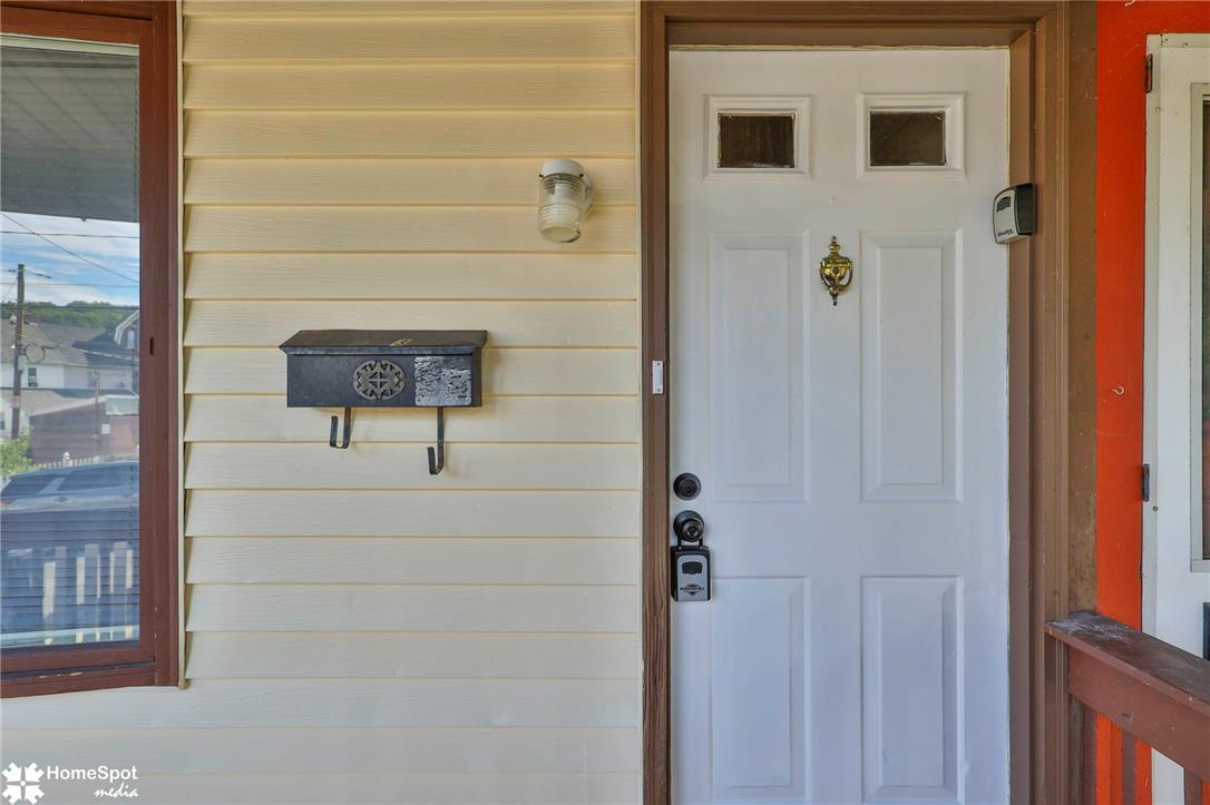 523 Alaska Street Property Photo 8