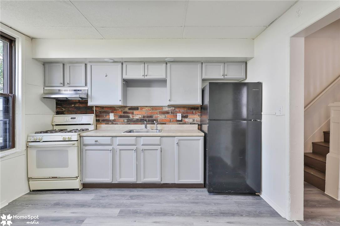 523 Alaska Street Property Photo 24