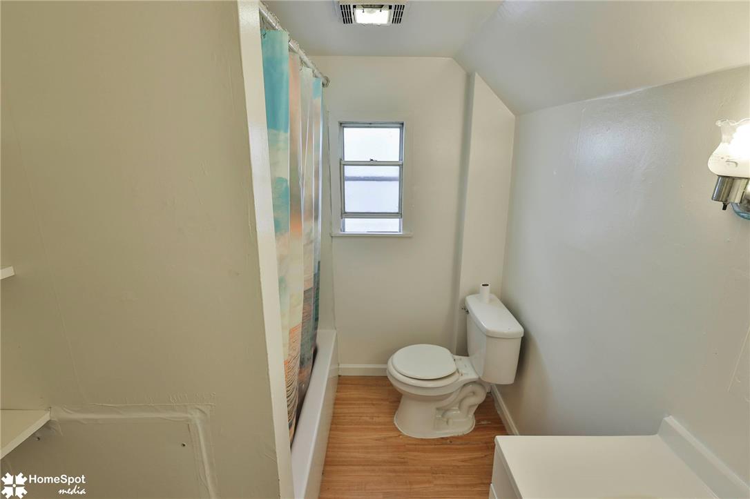 523 Alaska Street Property Photo 42