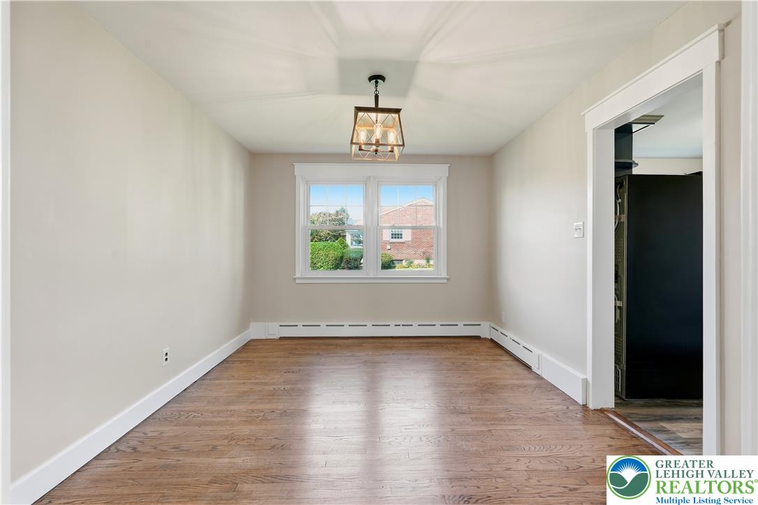 515 East 2nd Street Property Photo 8