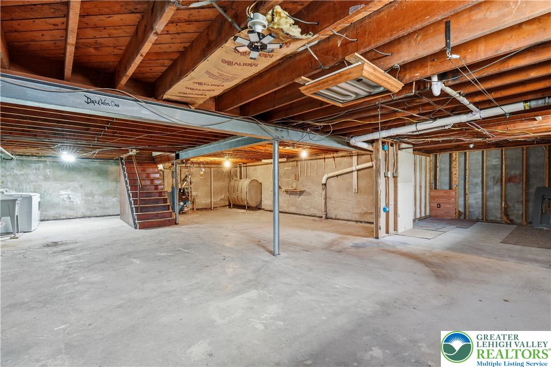 515 East 2nd Street Property Photo 24