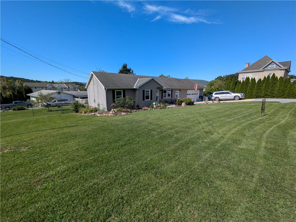646 Lehigh Gap Street Property Photo 6