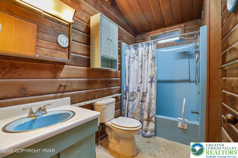 135 Sportsmen Drive Property Photo 17
