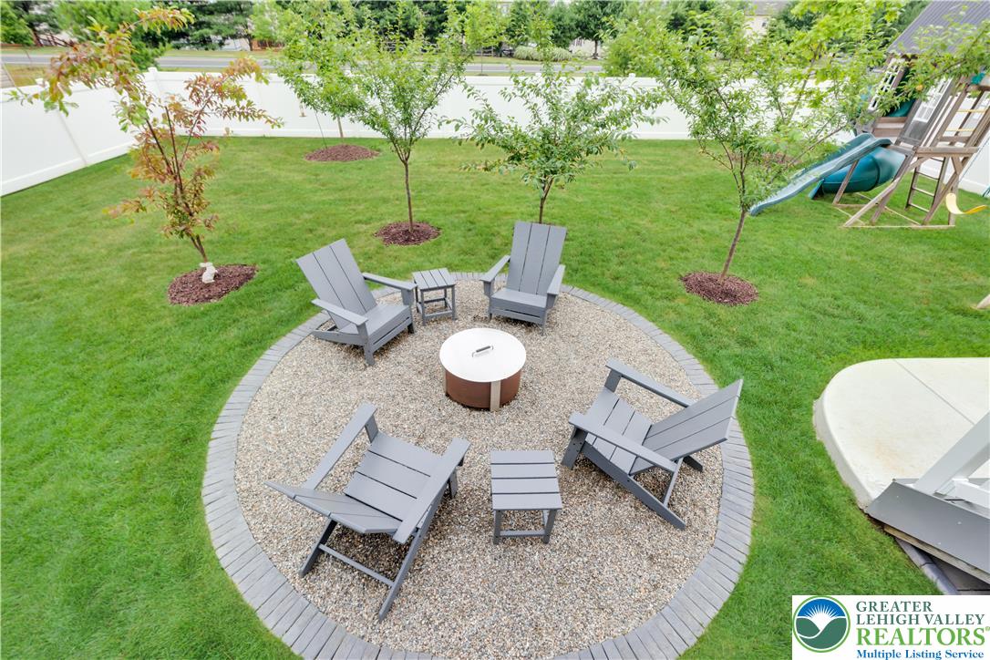 3680 Swabia Court Property Photo 6