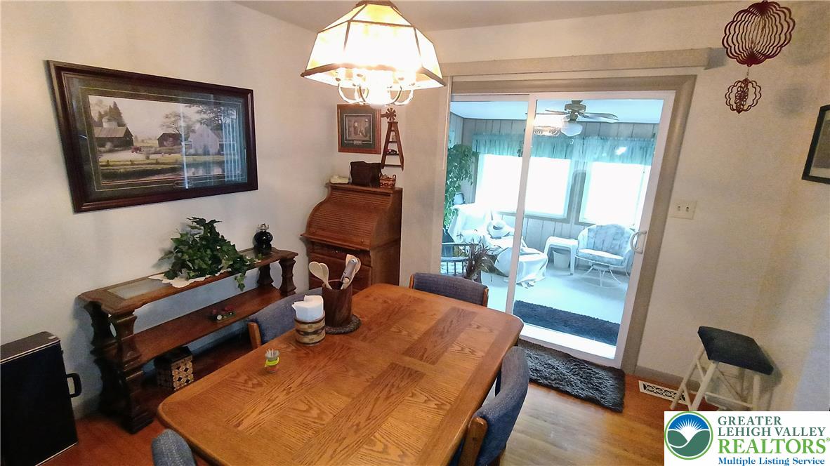 6301 Meadowview Road Property Photo 19