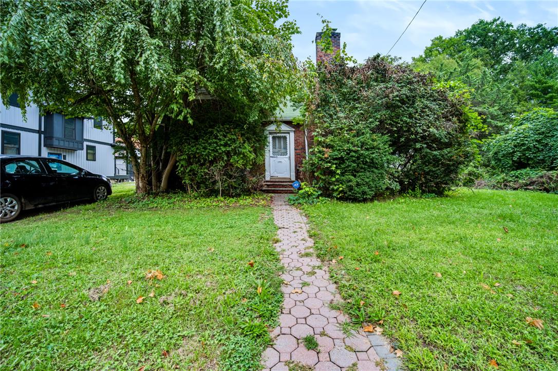 321 Asbury Avenue Property Photo 1