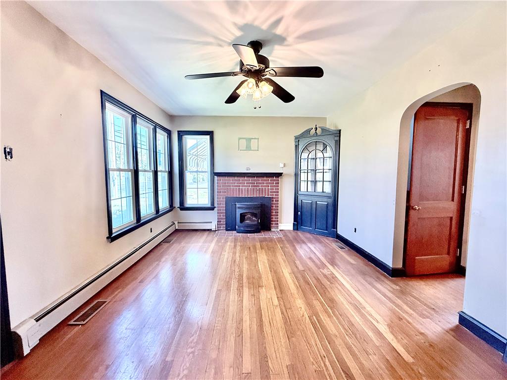 124 East Lawn Property Photo 18