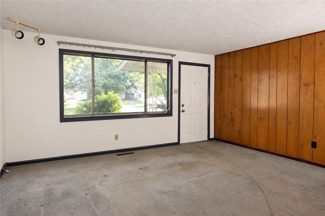 713 Mohawk Street Property Photo 3