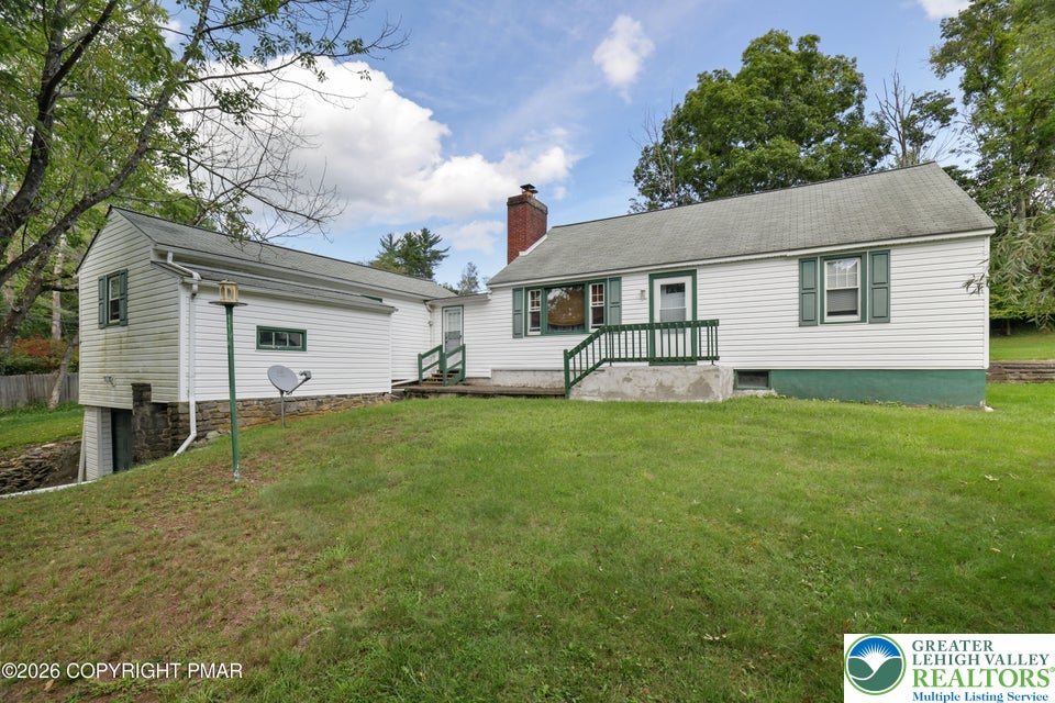 1207 Upper Seese Hill Road Property Photo 1