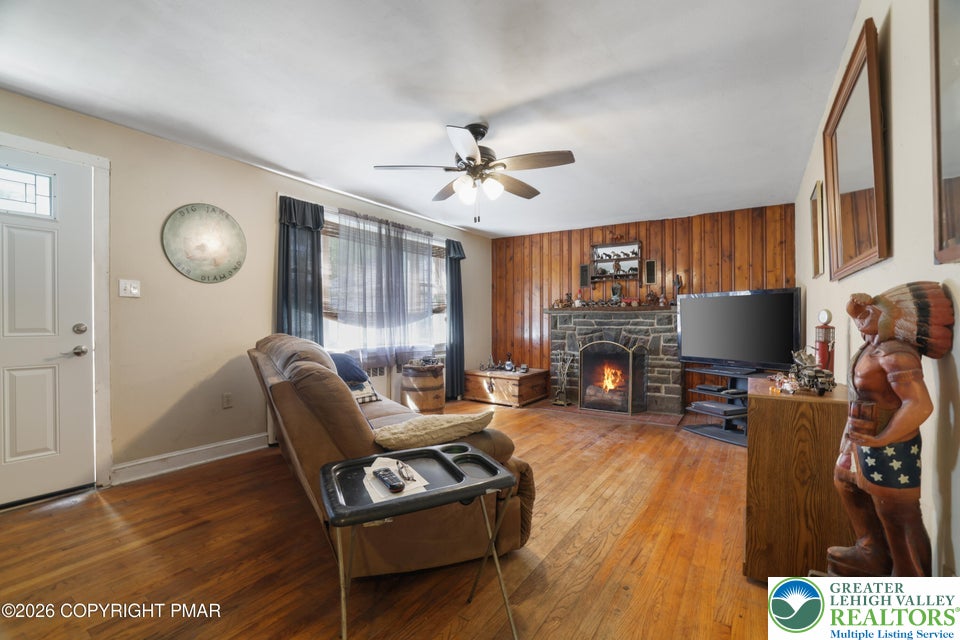 1207 Upper Seese Hill Road Property Photo 2