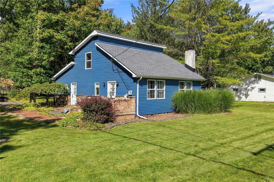 14 Twin Lake Road Property Photo 2