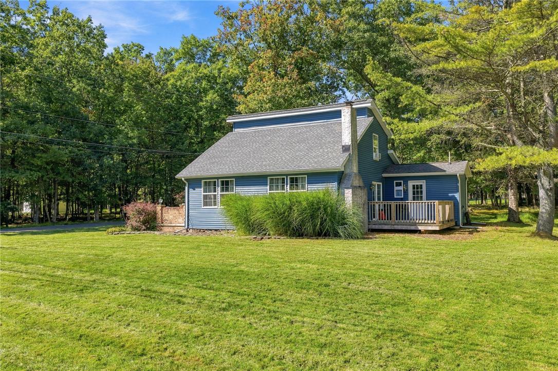 14 Twin Lake Road Property Photo 8