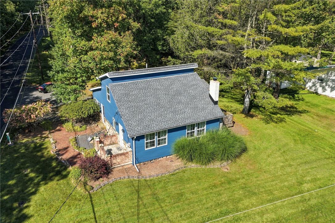 14 Twin Lake Road Property Photo 10