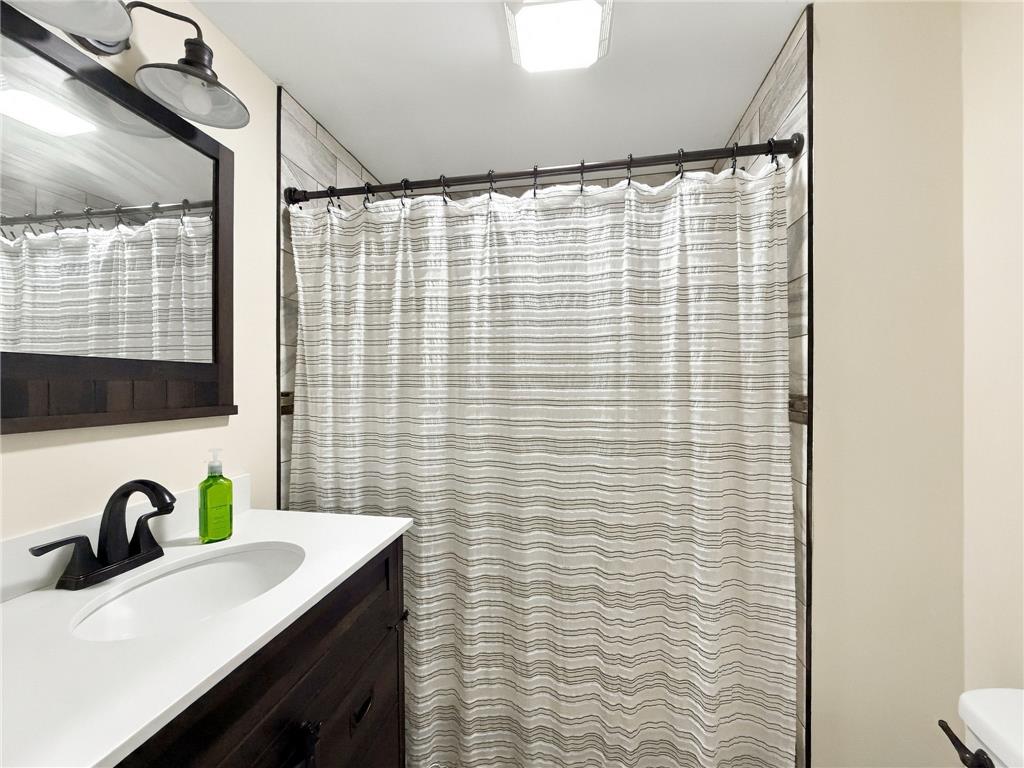 14 Twin Lake Road Property Photo 40