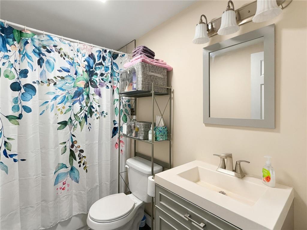 14 Twin Lake Road Property Photo 46