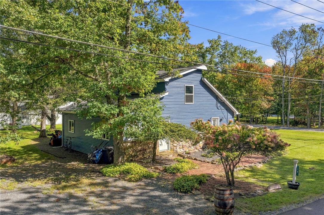 14 Twin Lake Road Property Photo 52
