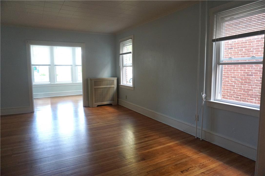 2140 West Washington Street Property Photo 7