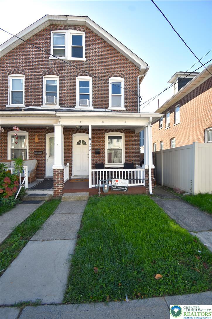 470 West Berwick Street Property Photo 1