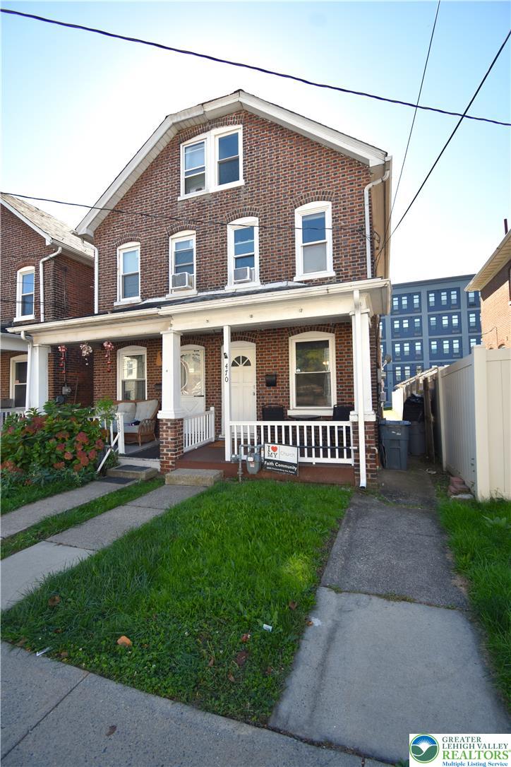 470 West Berwick Street Property Photo 2