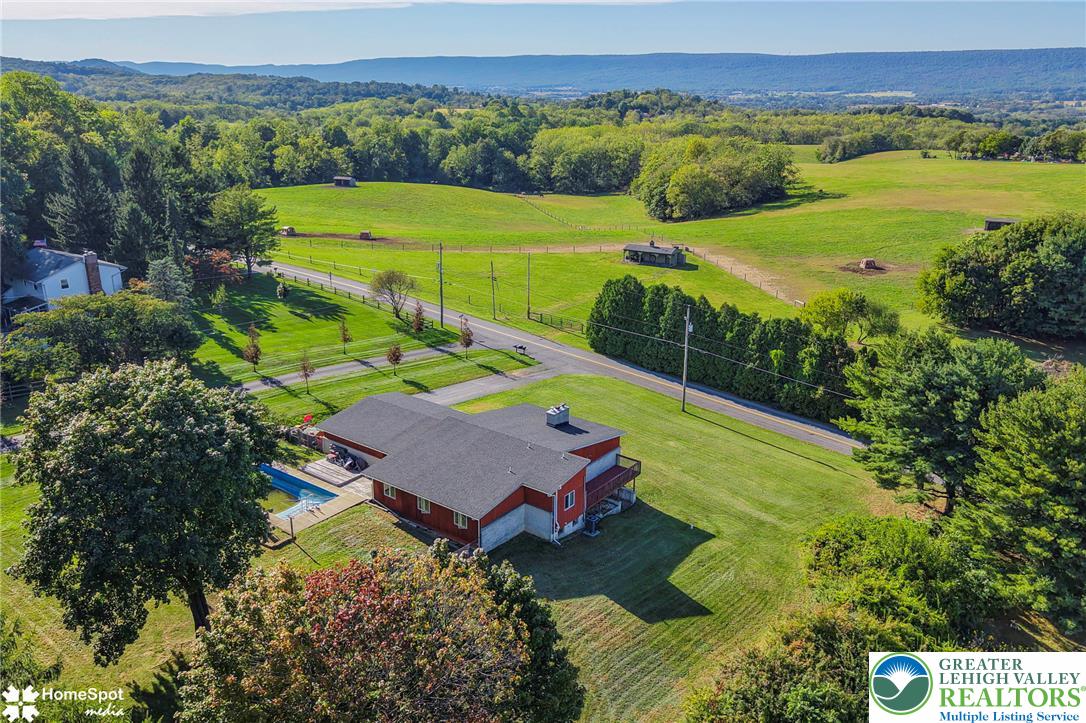 7758 Sechler Road Property Photo 7
