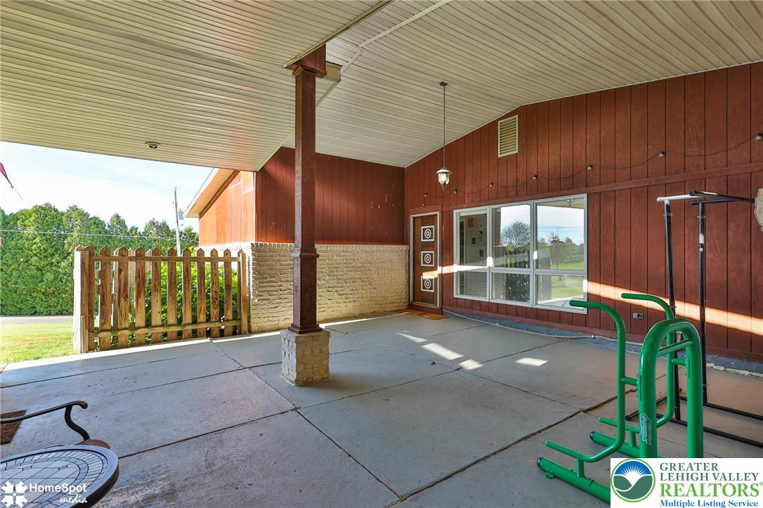 7758 Sechler Road Property Photo 13