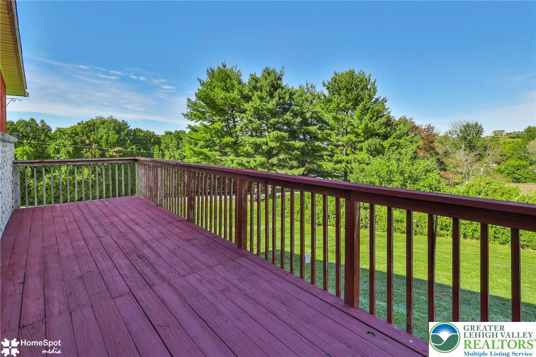 7758 Sechler Road Property Photo 27