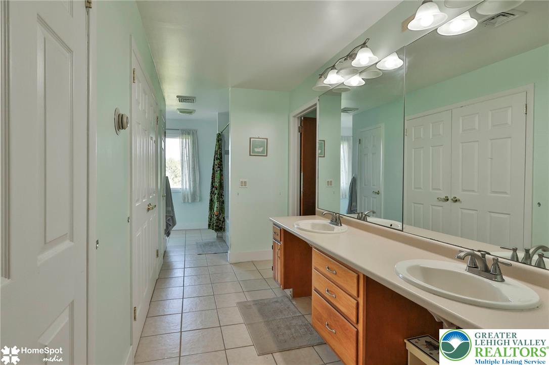 7758 Sechler Road Property Photo 31