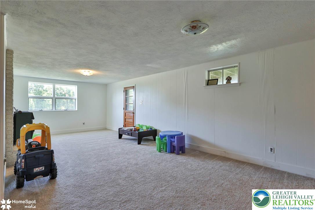 7758 Sechler Road Property Photo 39