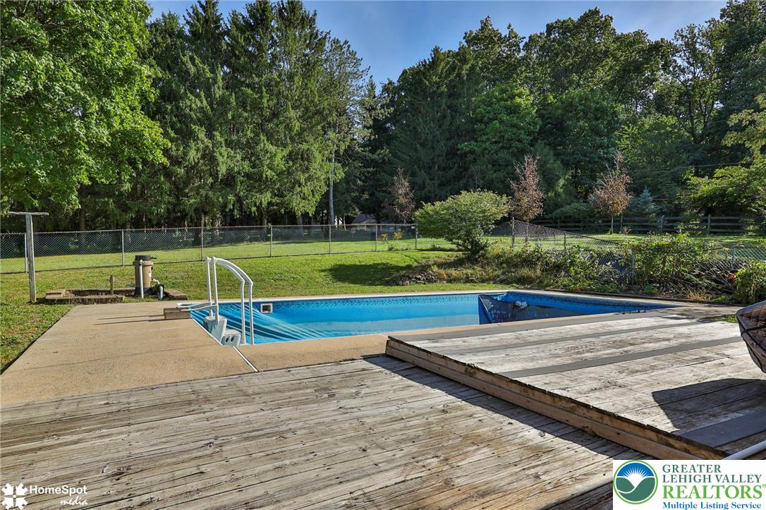 7758 Sechler Road Property Photo 45