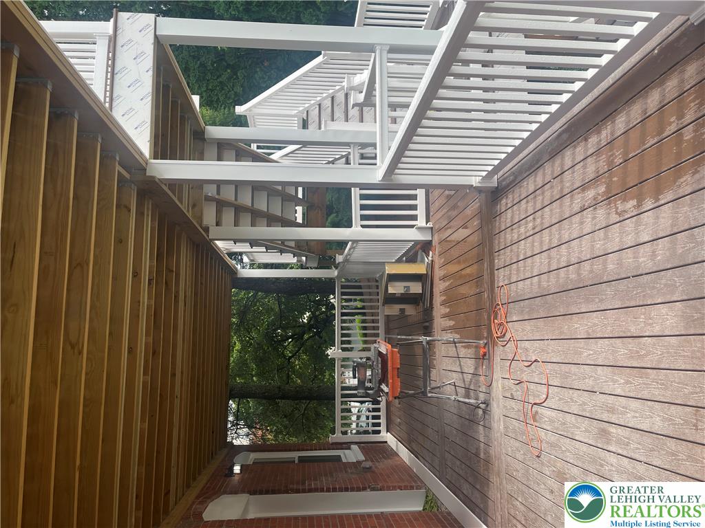 139 Main Street 4 Property Photo 17