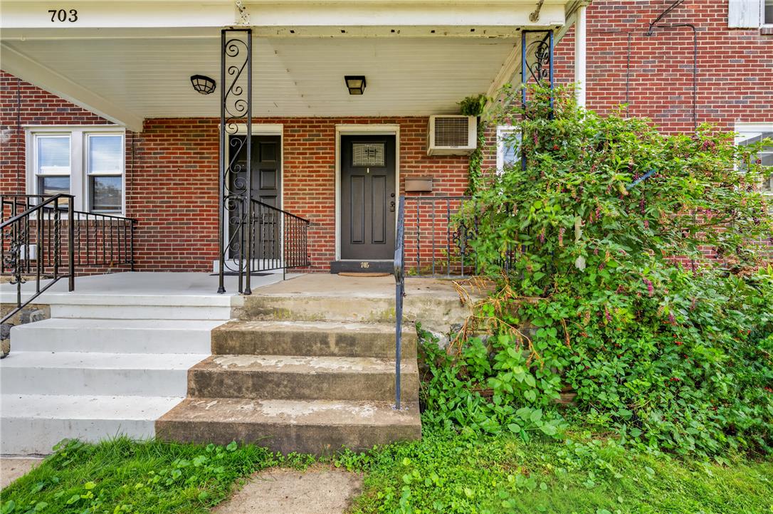 705 Spring Street Property Photo 8