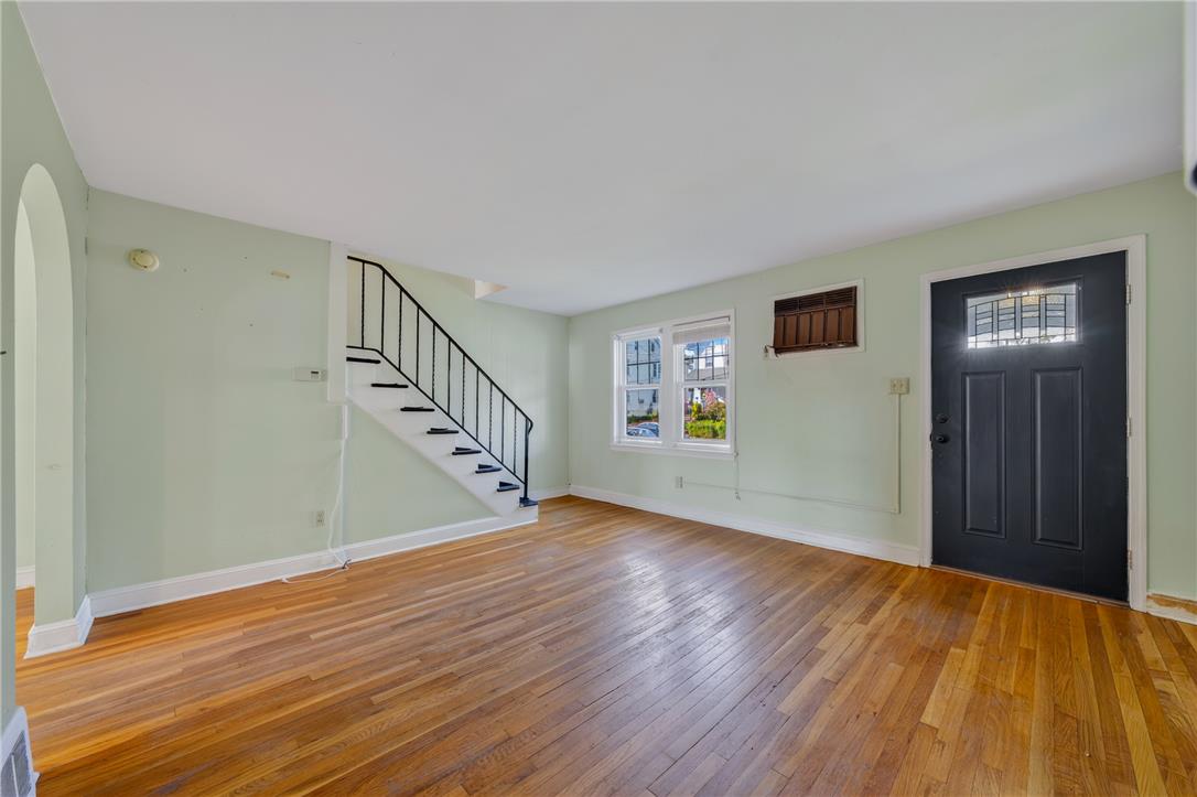 705 Spring Street Property Photo 10