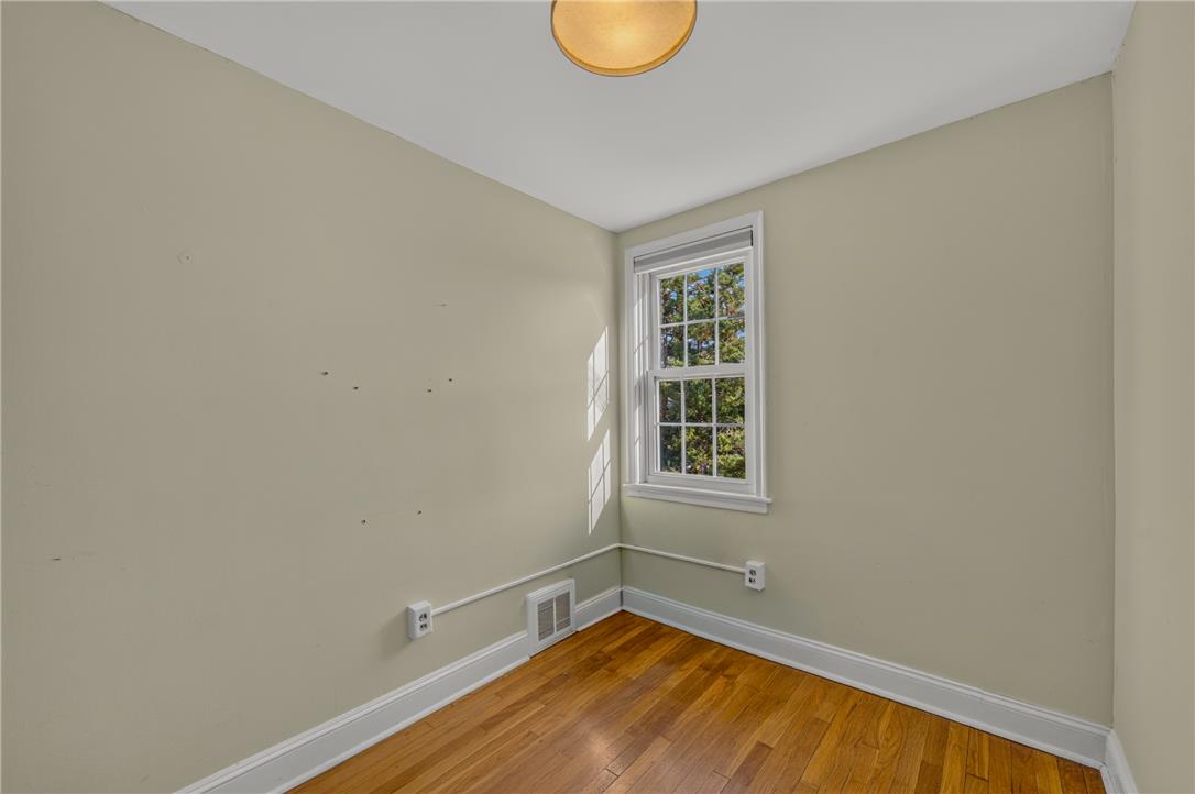 705 Spring Street Property Photo 30