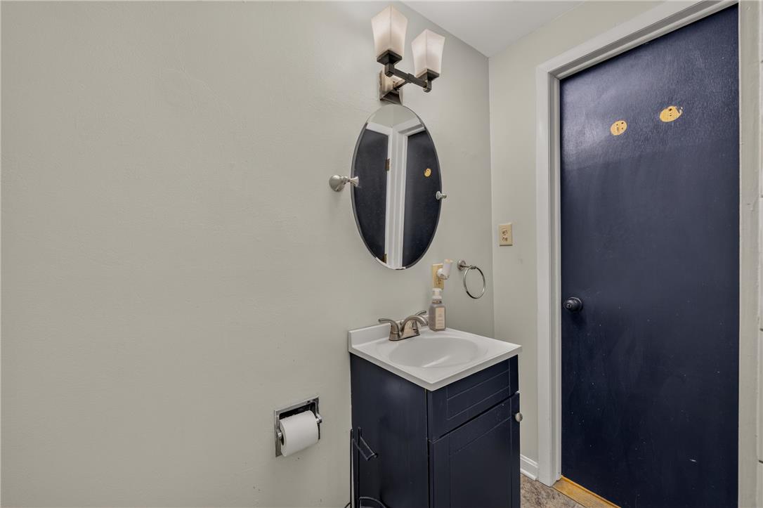 705 Spring Street Property Photo 31