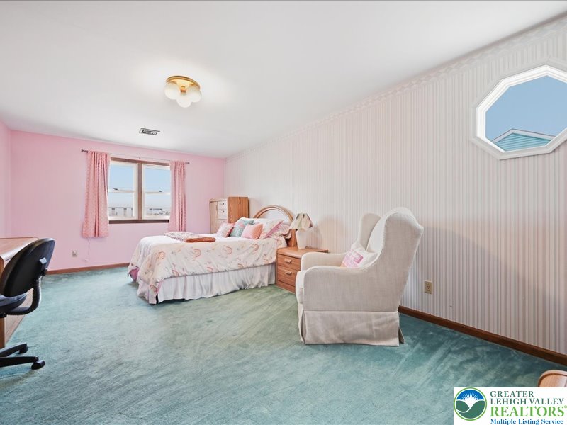 1920 Belleview Drive Property Photo 46