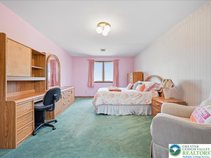 1920 Belleview Drive Property Photo 47