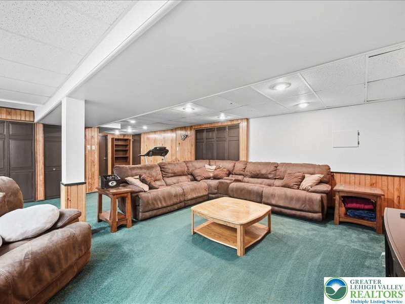 1920 Belleview Drive Property Photo 55