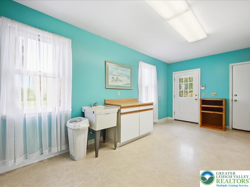 1920 Belleview Drive Property Photo 62