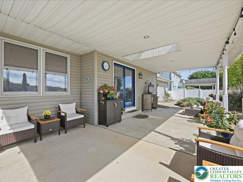 1920 Belleview Drive Property Photo 77