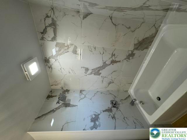 1561 Limeport Pike Property Photo 6